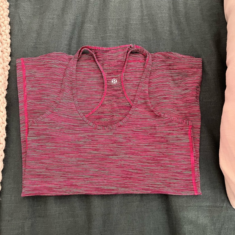 Lululemon  tank top